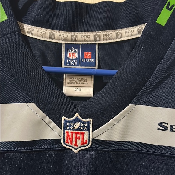 Seattle Seahawks Jersey with Number 22 - Picture 5 of 7